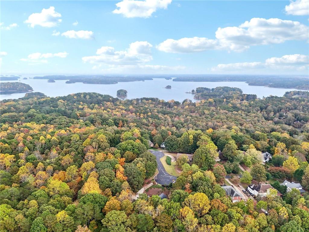 3505 Summit Trail