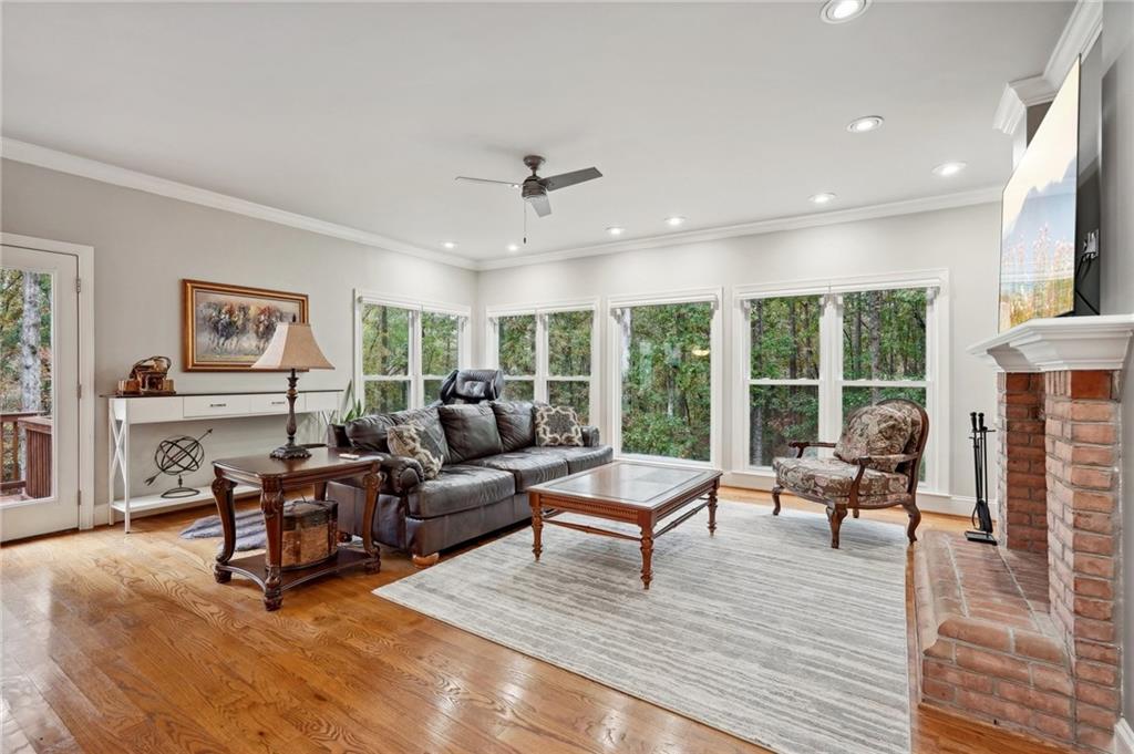 3505 Summit Trail