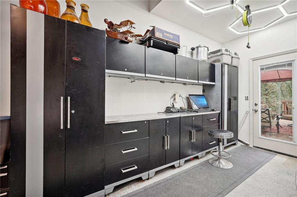 3505 Summit Trail