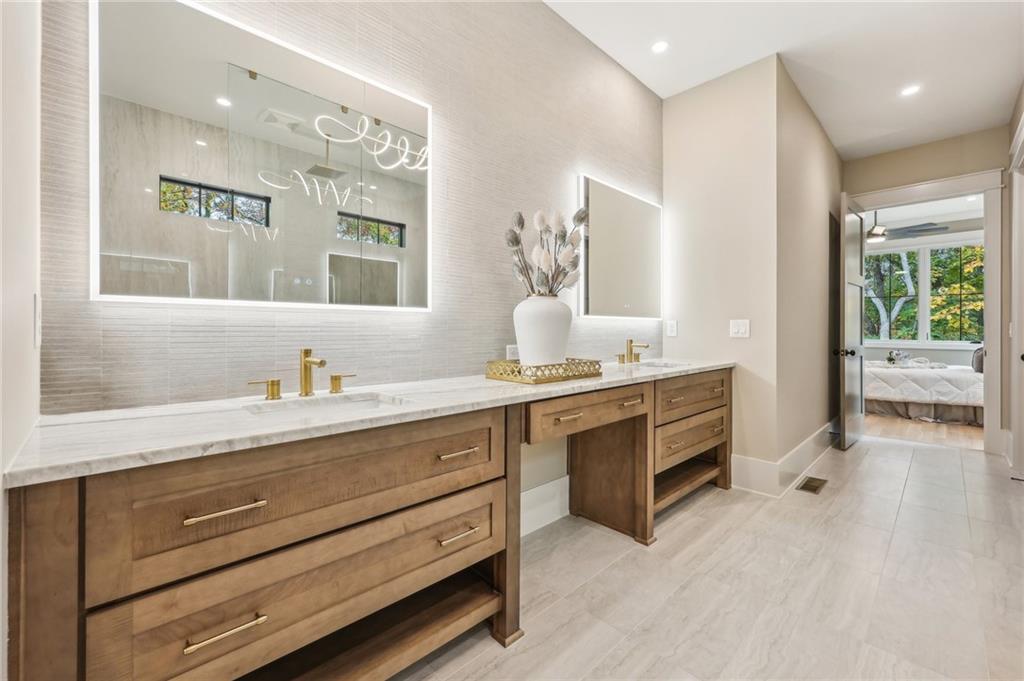 9325 Ponderosa Trail