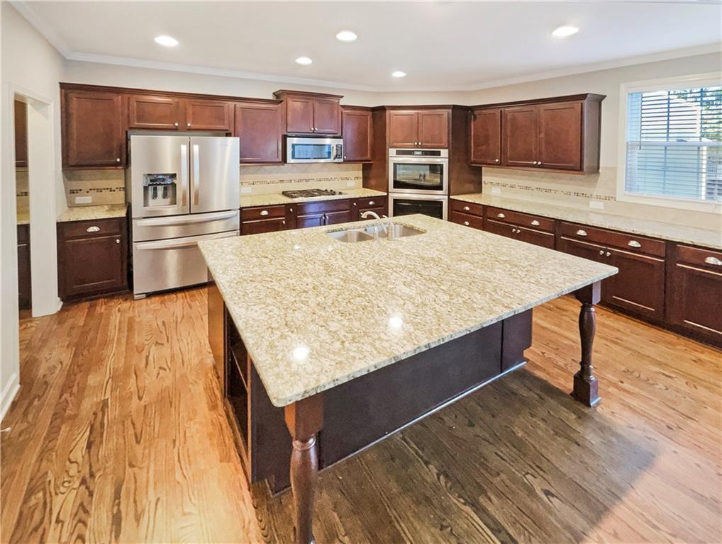 6166 Baybrook Trace