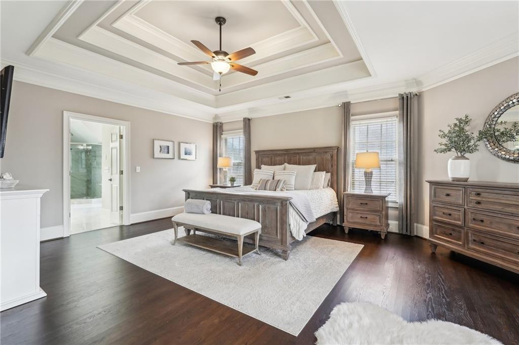 10235 Worthington Manor