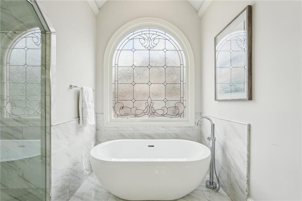 10235 Worthington Manor