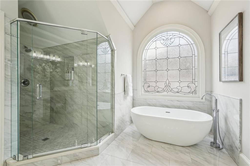 10235 Worthington Manor