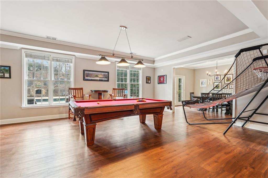 10235 Worthington Manor