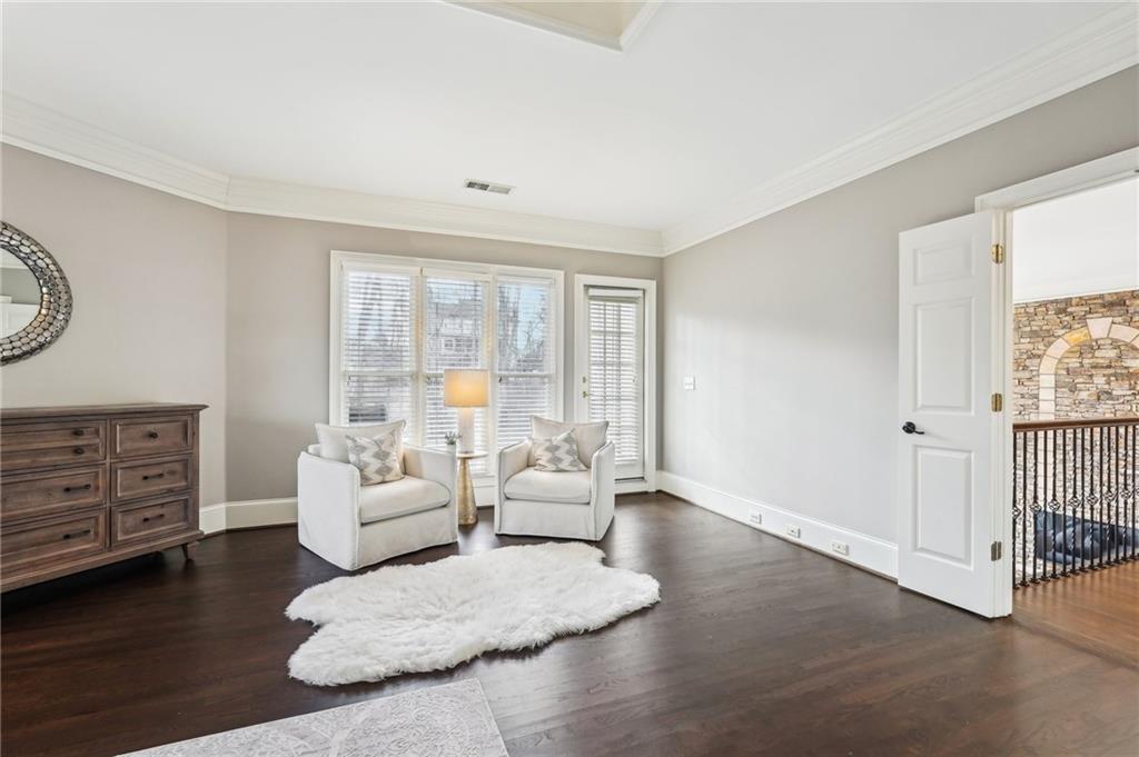 10235 Worthington Manor