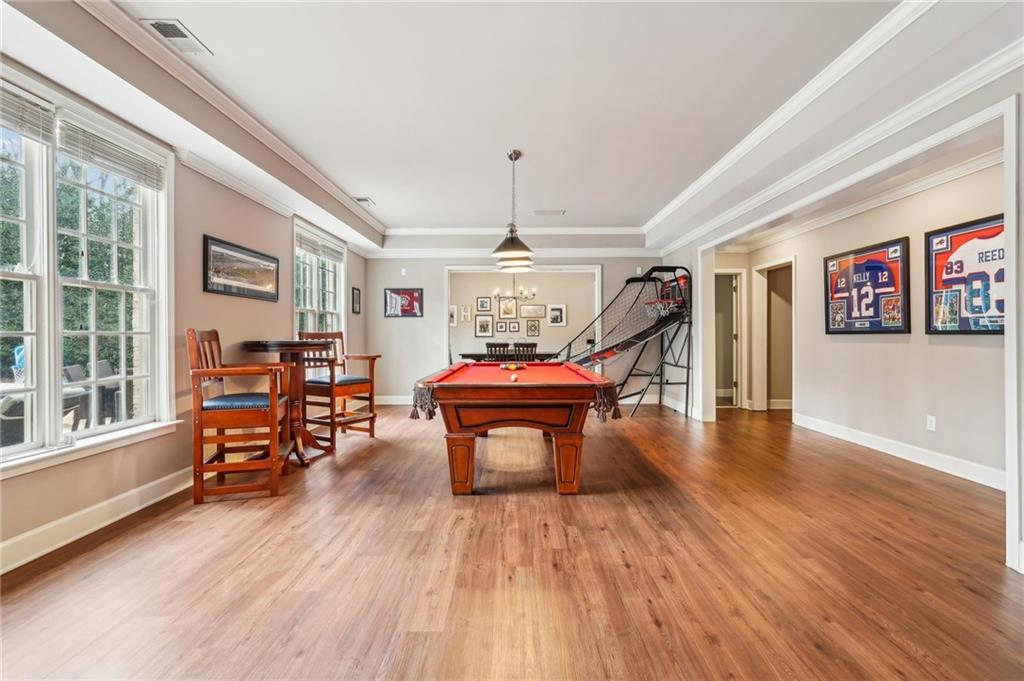 10235 Worthington Manor