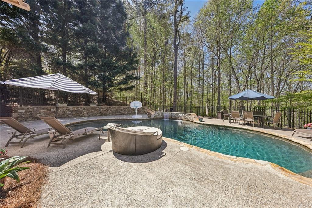 4215 Homestead Ridge Drive
