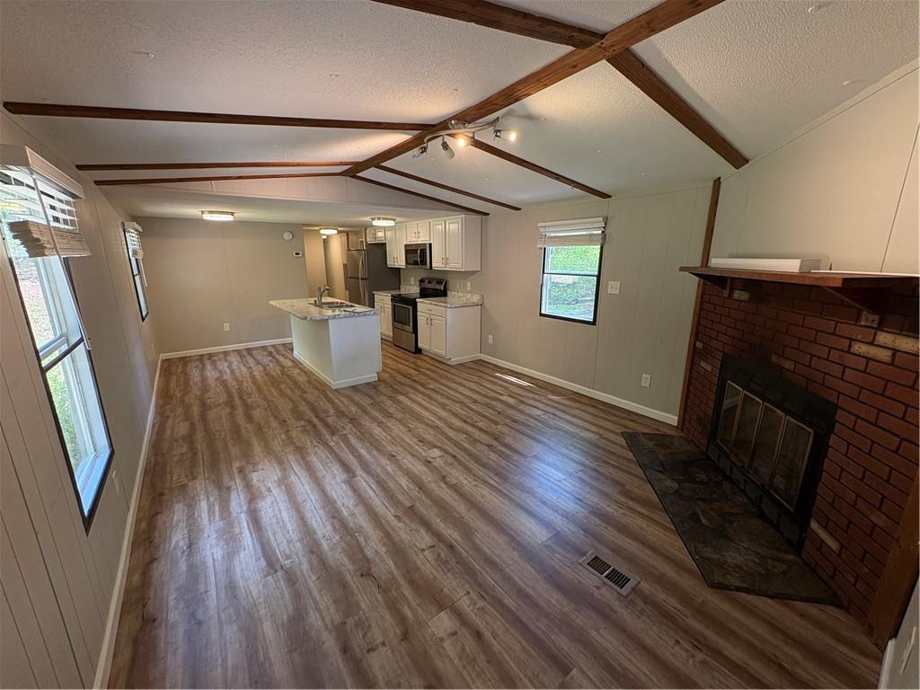 4620 Enota Court