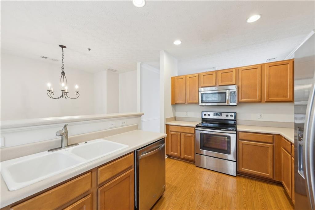 106 Weatherstone Square Drive
