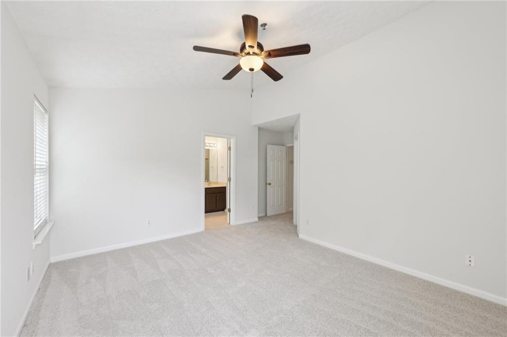 106 Weatherstone Square Drive