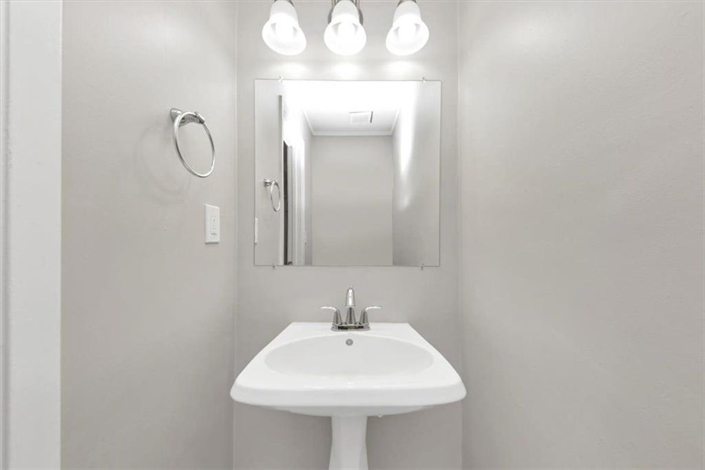 3130 GLEN KNOLLS Court