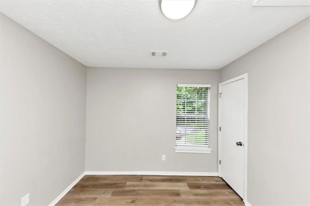 3130 GLEN KNOLLS Court