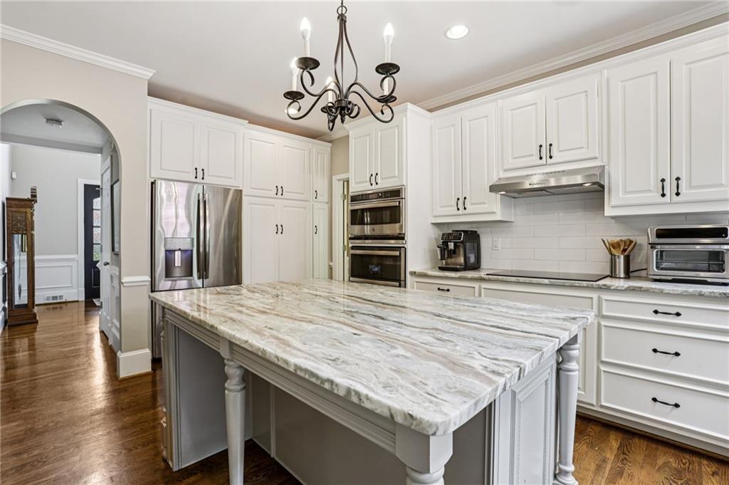 4050 Homestead Ridge Dr