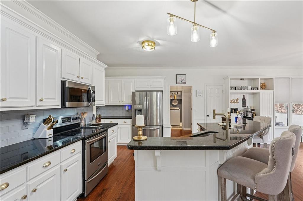 4785 Scotney Court