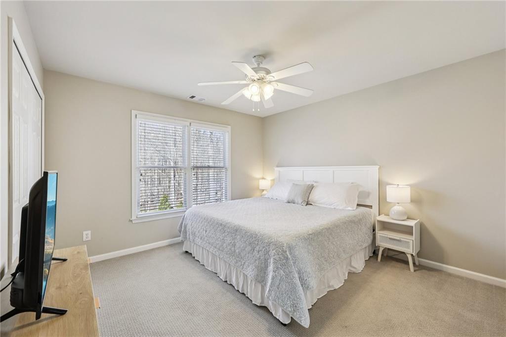 86 Grand Avenue