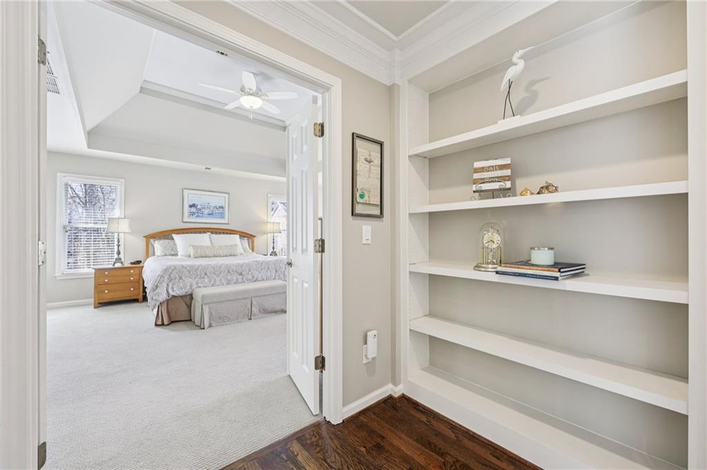 86 Grand Avenue