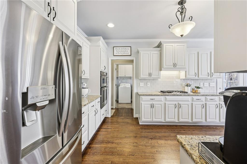 86 Grand Avenue