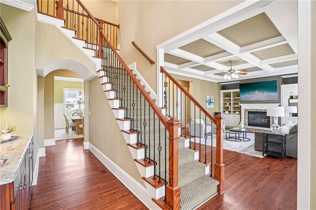 3525 Horizon Court