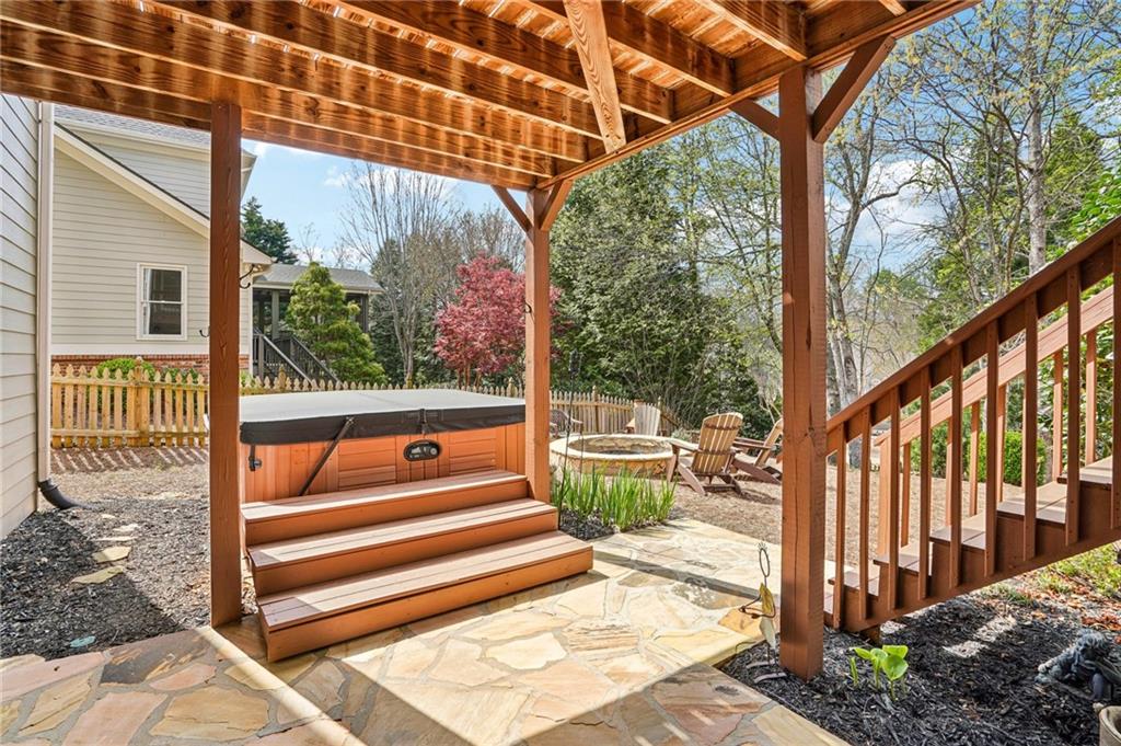 3525 Horizon Court