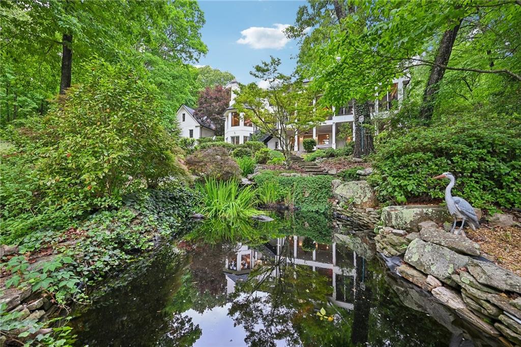 305 Broadmeadow Cove