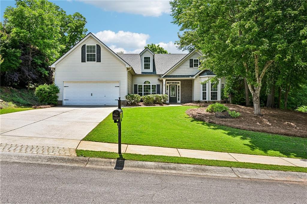 399 Laurel Oaks Lane