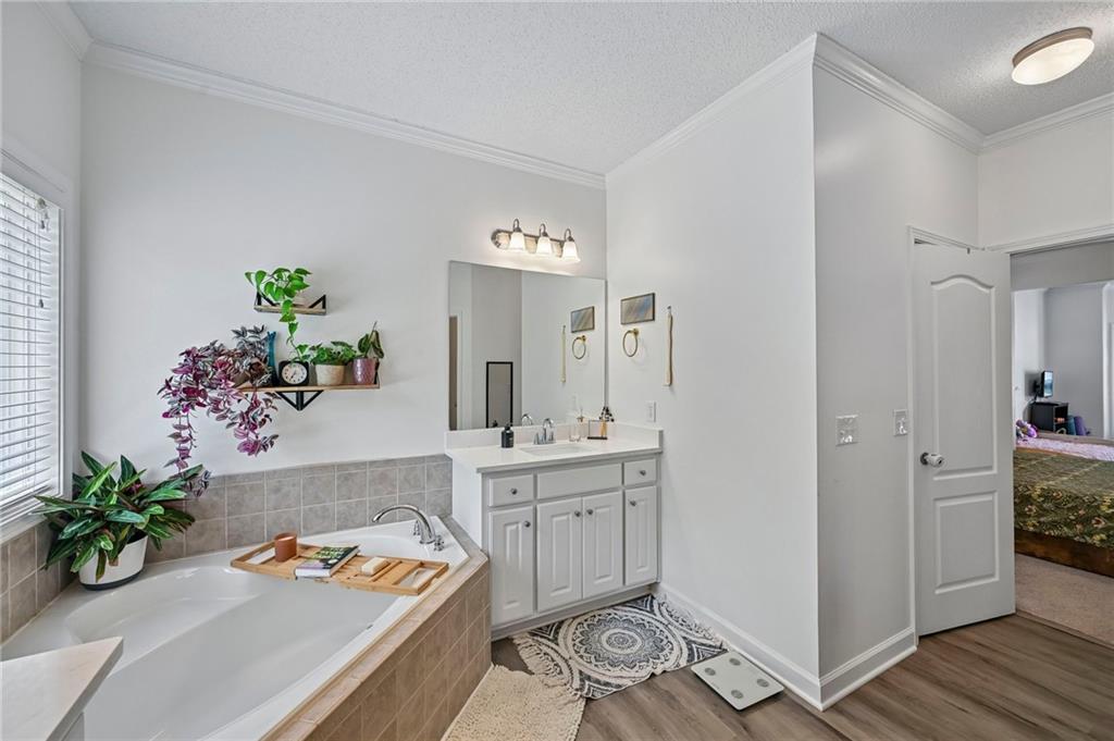 399 Laurel Oaks Lane