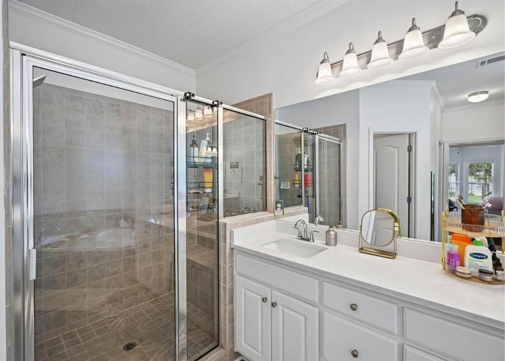 399 Laurel Oaks Lane