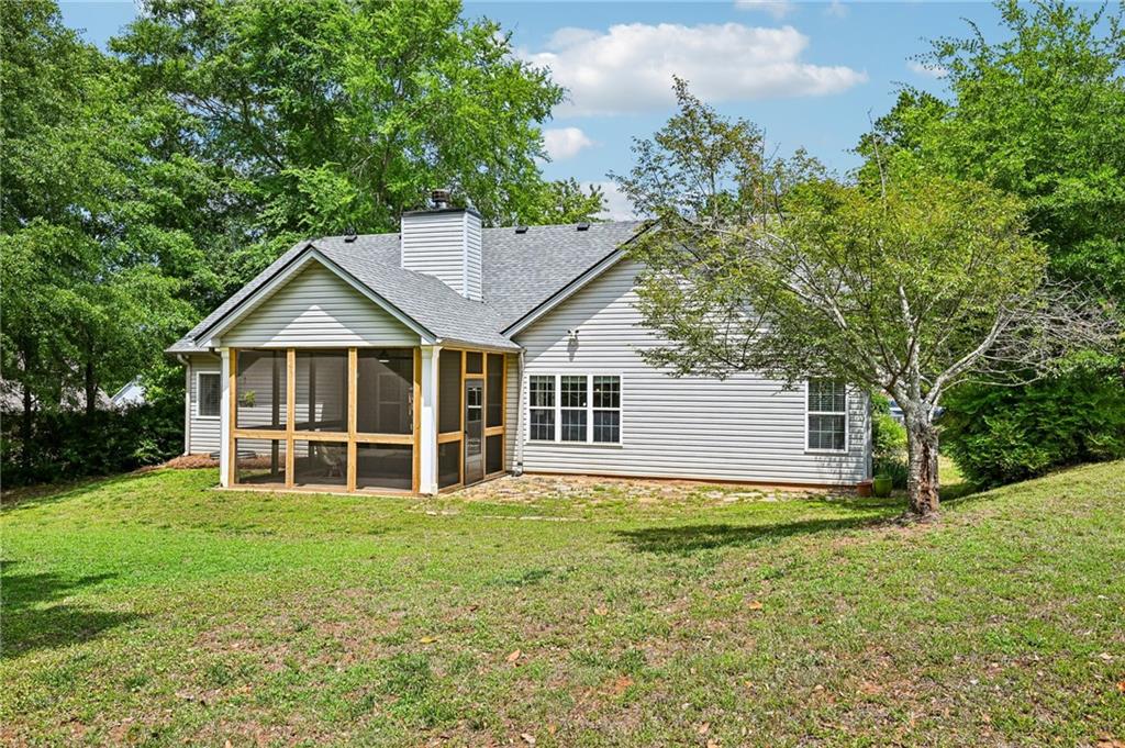 399 Laurel Oaks Lane