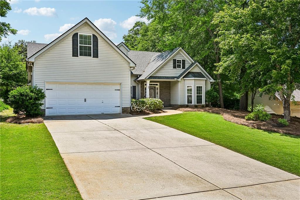 399 Laurel Oaks Lane