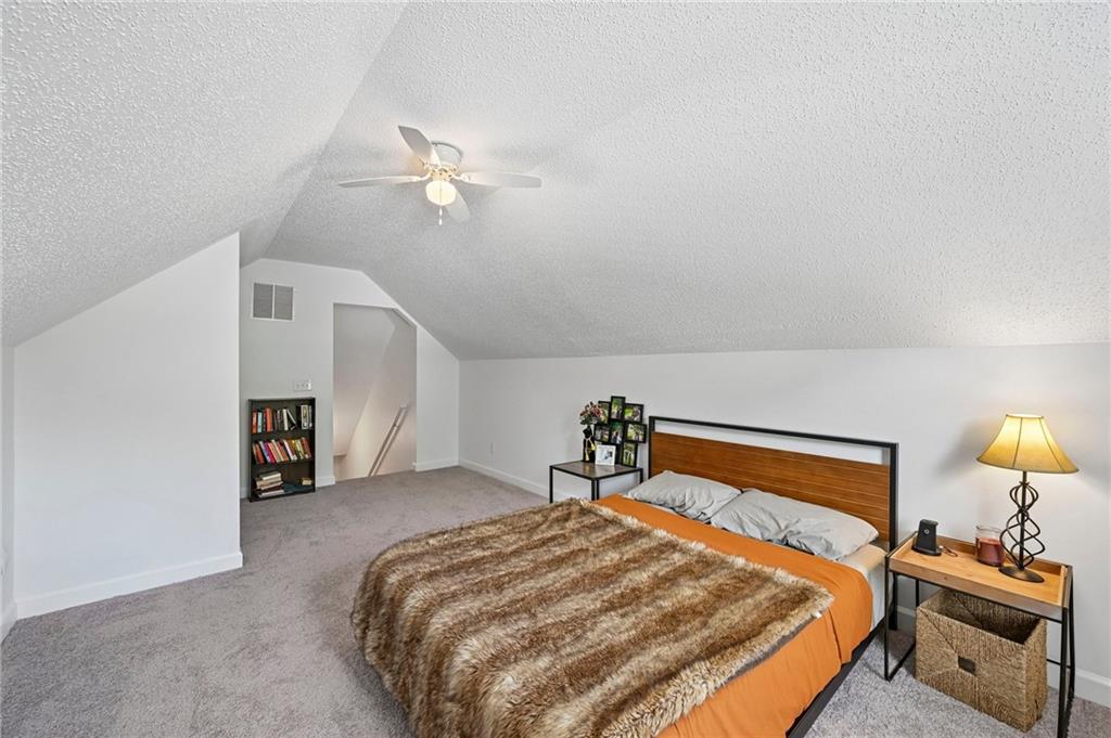 399 Laurel Oaks Lane