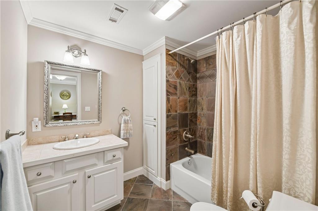 160 Woodcliff Drive