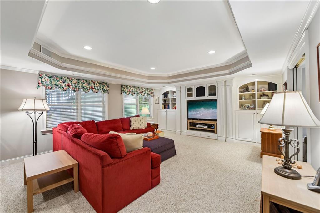 160 Woodcliff Drive
