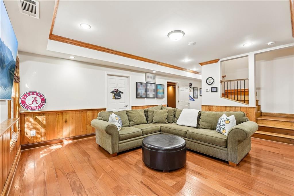 3725 Horizon Court