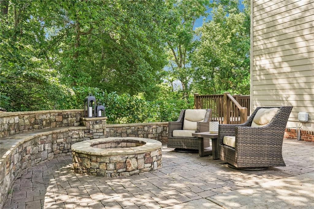 3725 Horizon Court