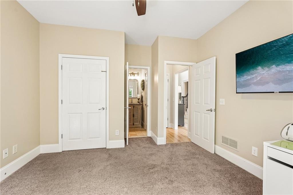 3725 Horizon Court
