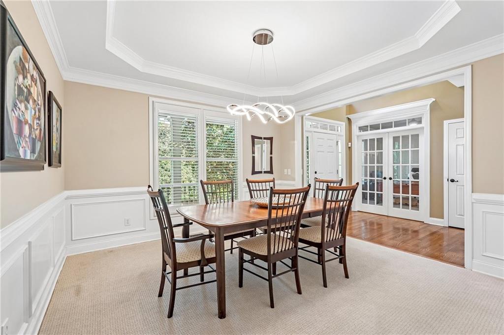47 Lakecrest Circle