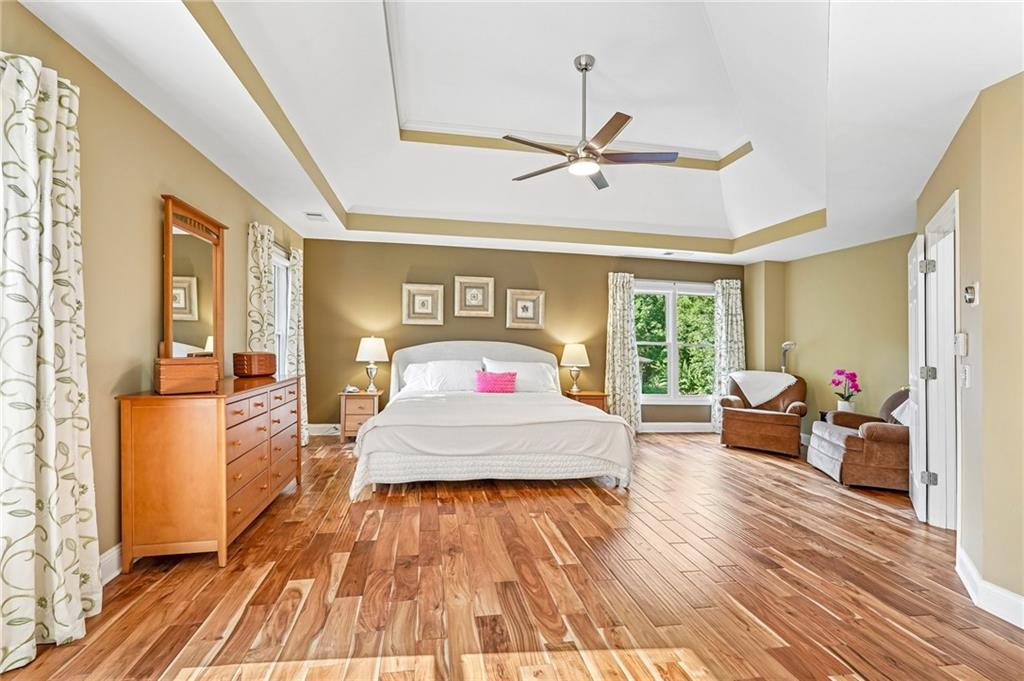 47 Lakecrest Circle
