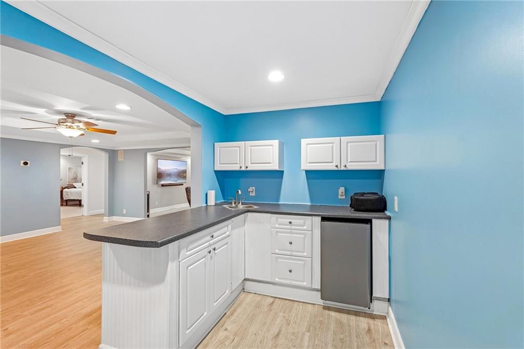 47 Lakecrest Circle