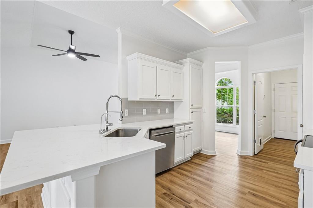 399 Laurel Oaks Lane