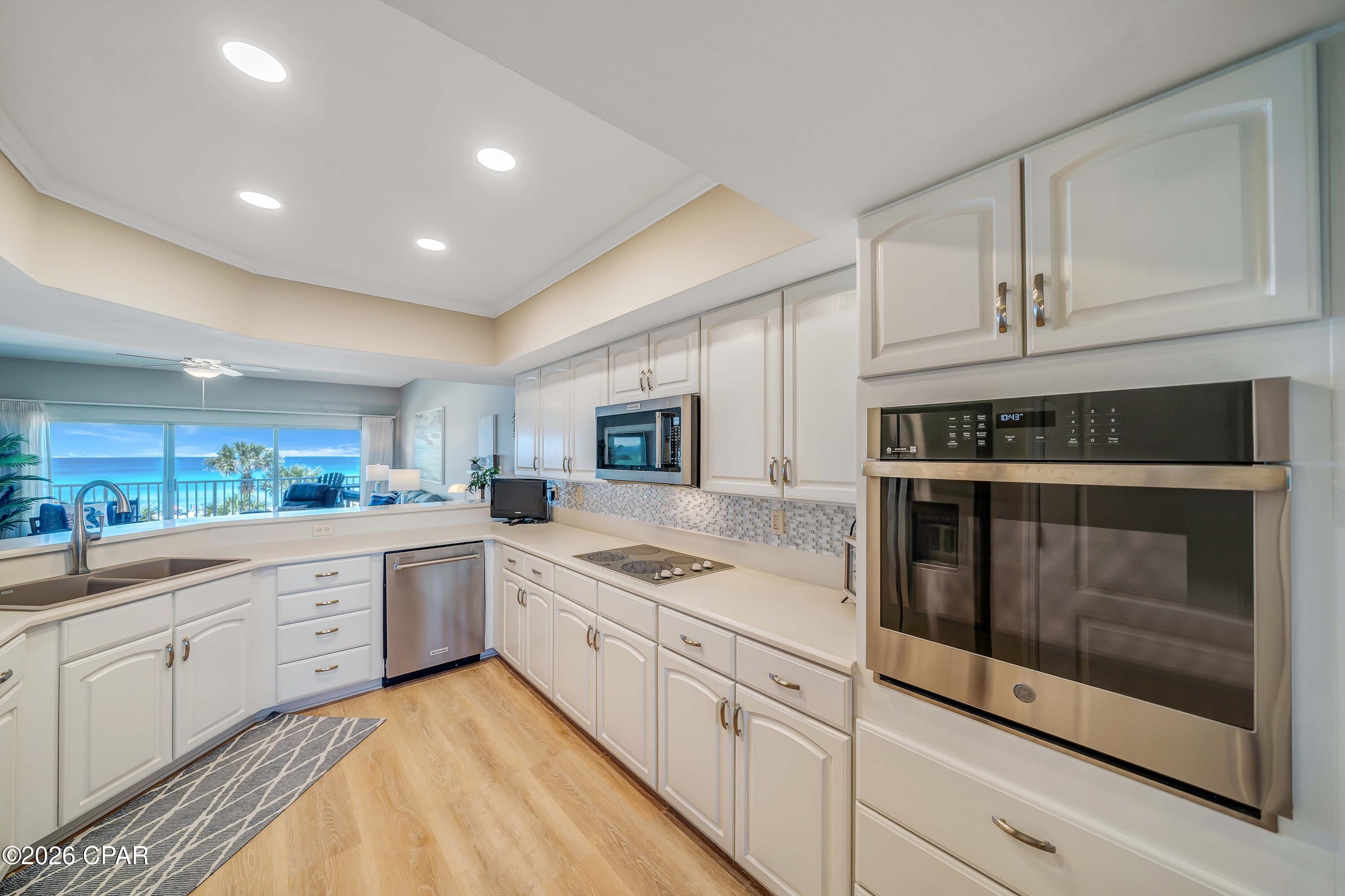 6609 Thomas Drive 304