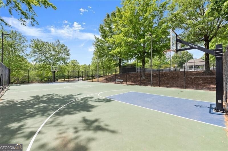 4425 Woodside Court