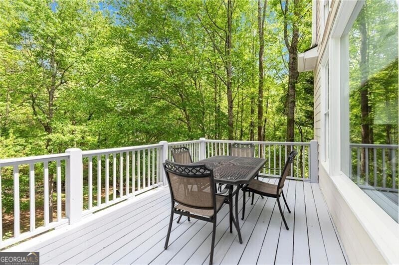 4425 Woodside Court