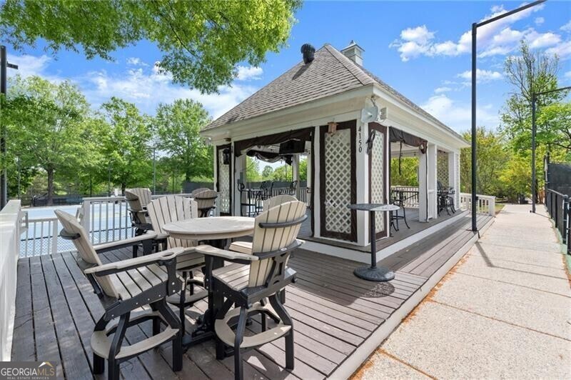 4425 Woodside Court