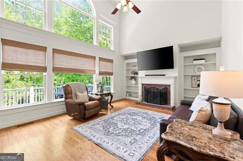 4425 Woodside Court
