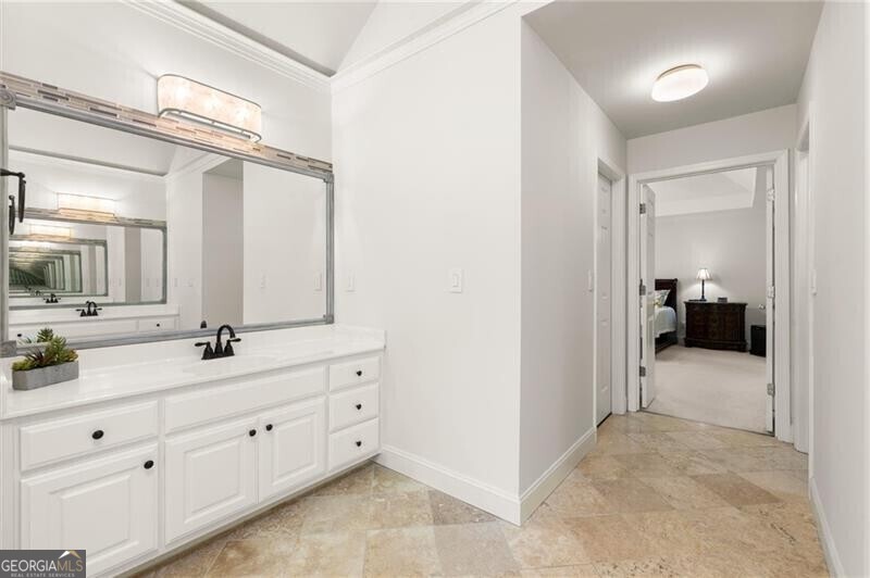 4425 Woodside Court