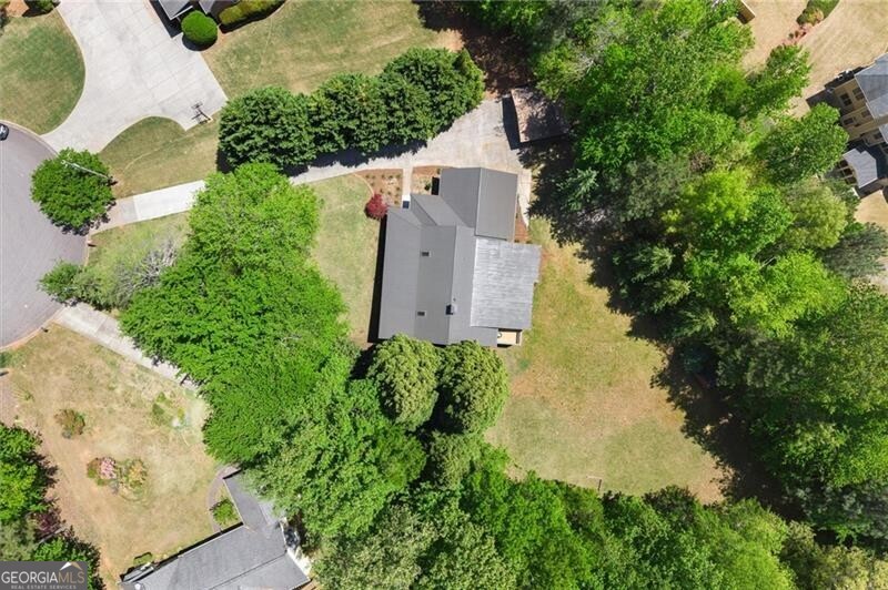 212 Hickory Oak Hollow