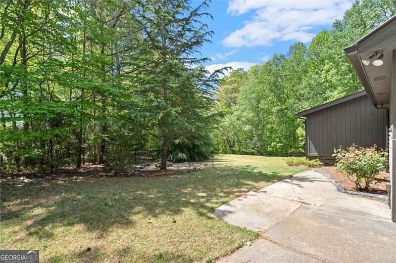 212 Hickory Oak Hollow