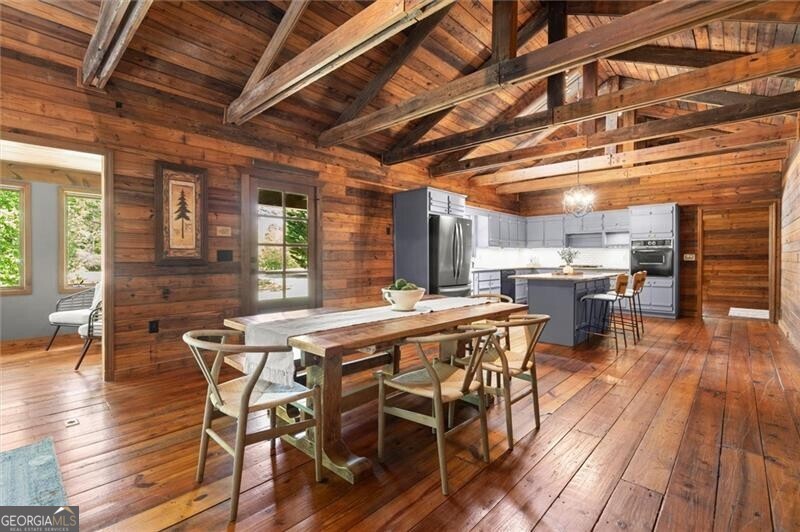 212 Hickory Oak Hollow