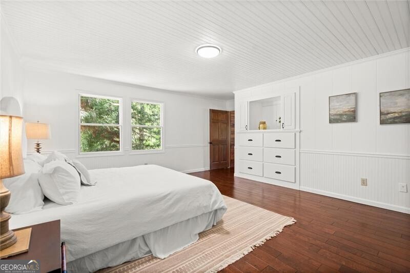 212 Hickory Oak Hollow